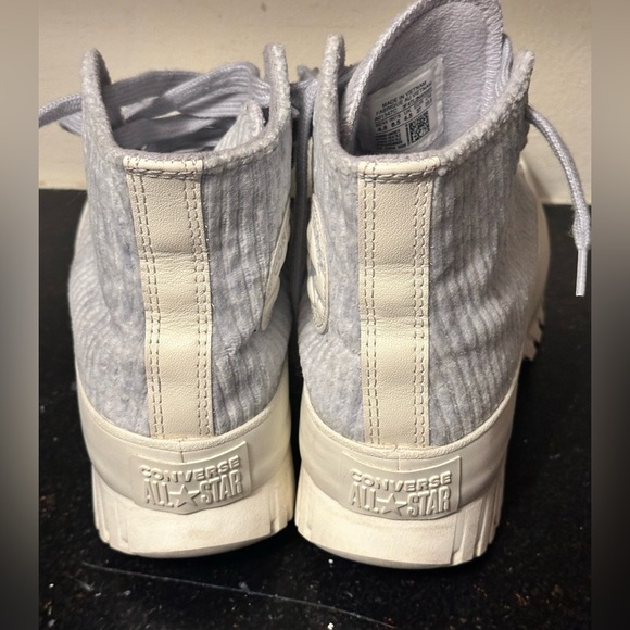 Converse
Chuck Taylor All Star Lugged 2.0 Cozy Utility Sneakers - Picture 8 of 9